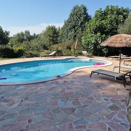 Des Cigales Villa